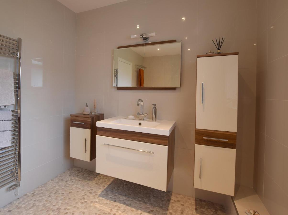 Solway Villa Chester Exterior foto