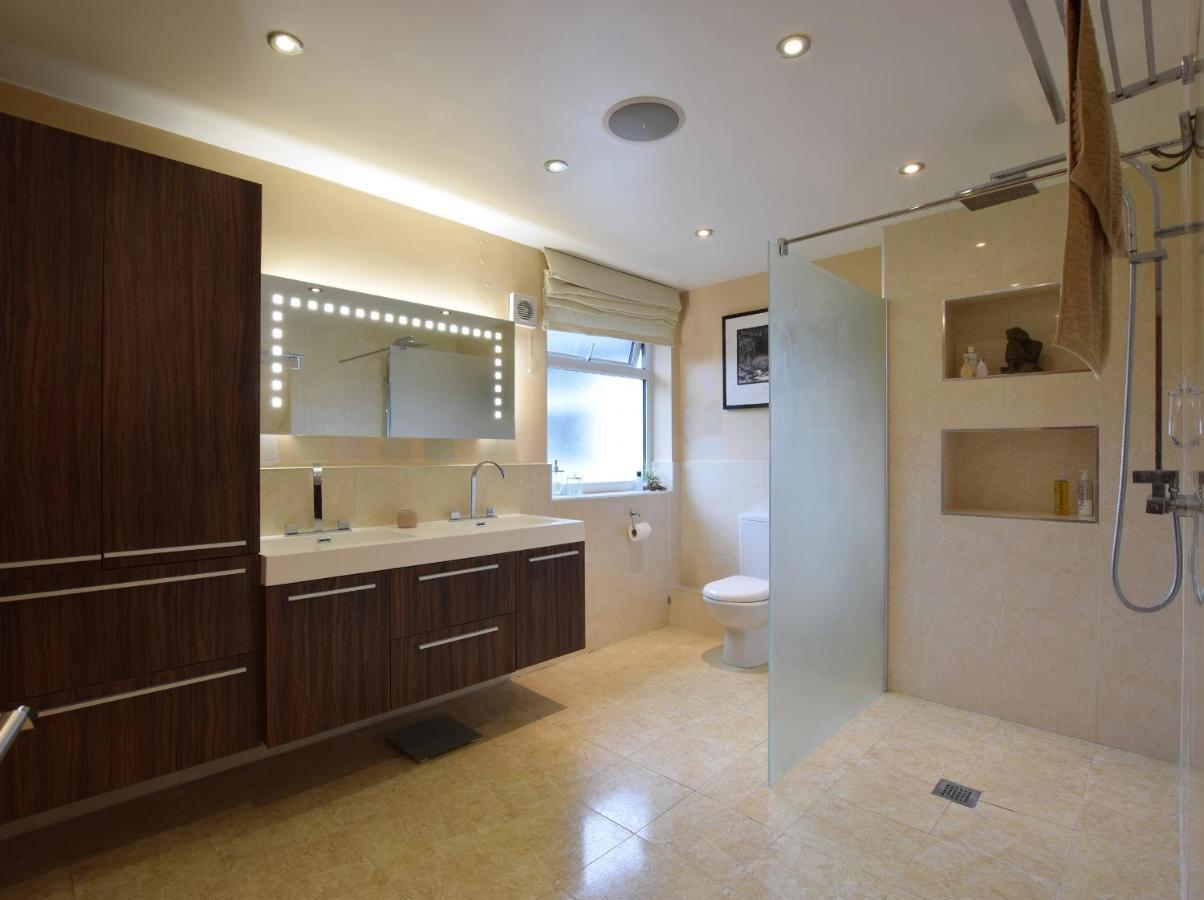 Solway Villa Chester Exterior foto
