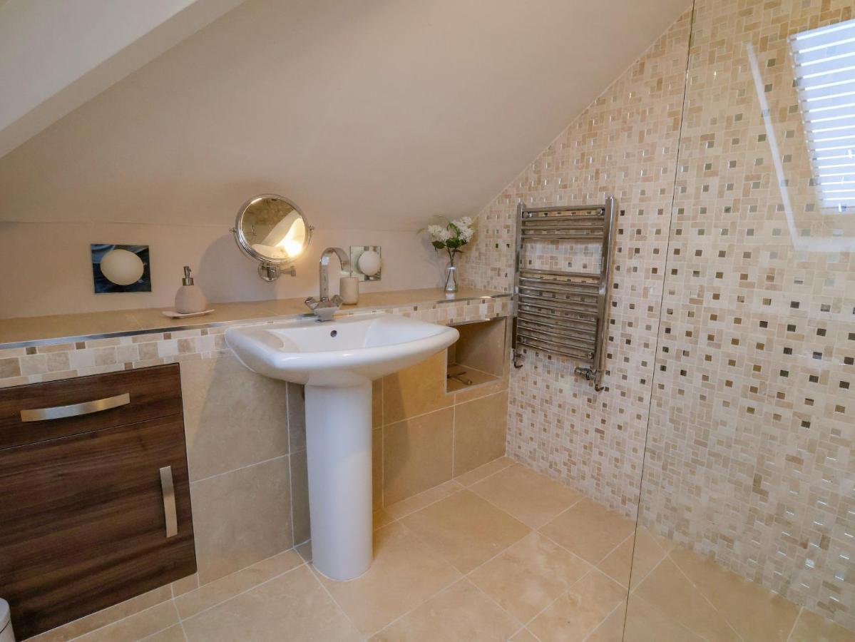 Solway Villa Chester Exterior foto