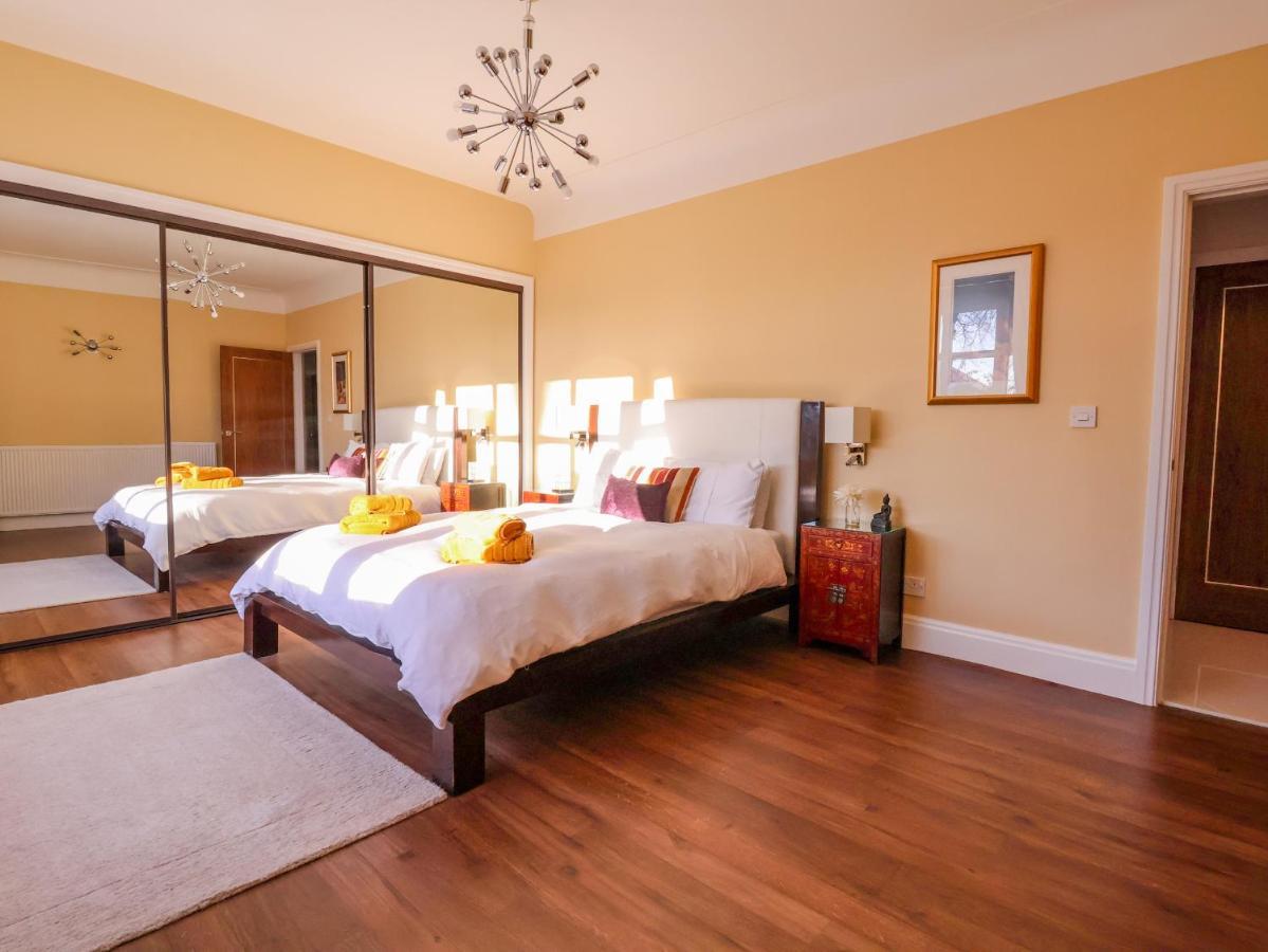 Solway Villa Chester Exterior foto