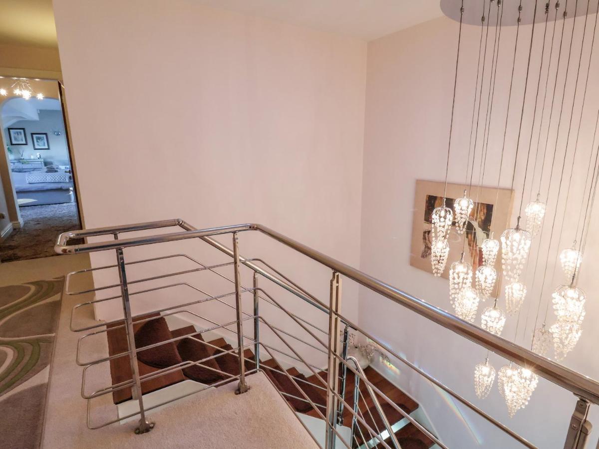 Solway Villa Chester Exterior foto