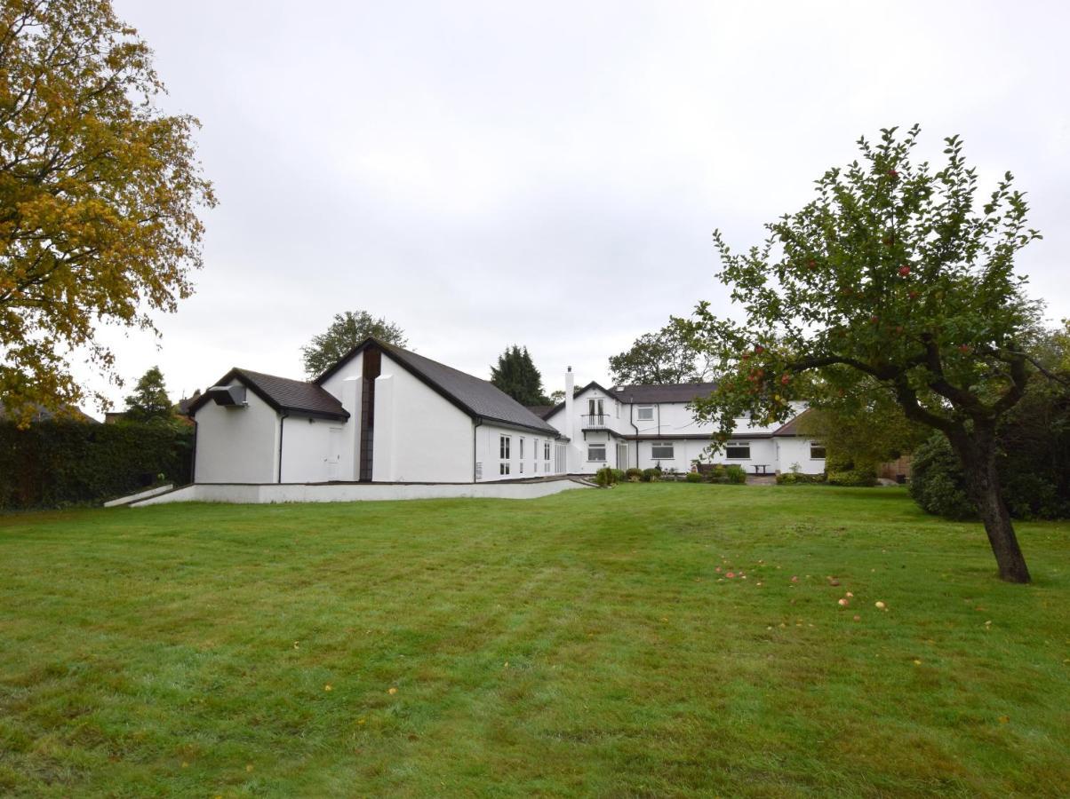 Solway Villa Chester Exterior foto